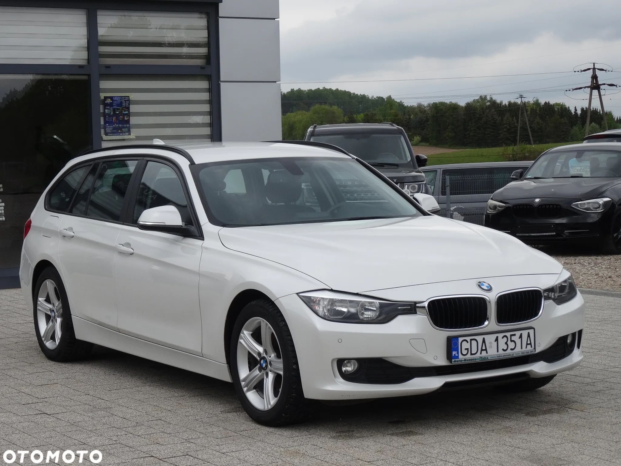 BMW Seria 3 318d - 1