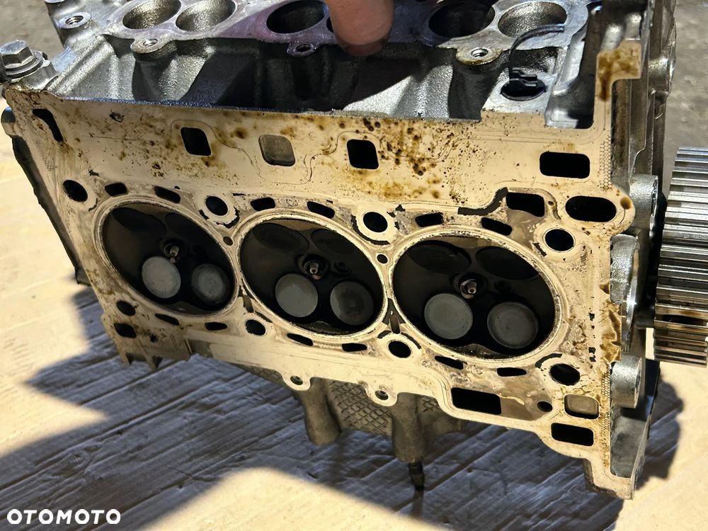 Głowica Ford C-max mk2 Focus 1.0 EcoBoost Turbo - 11