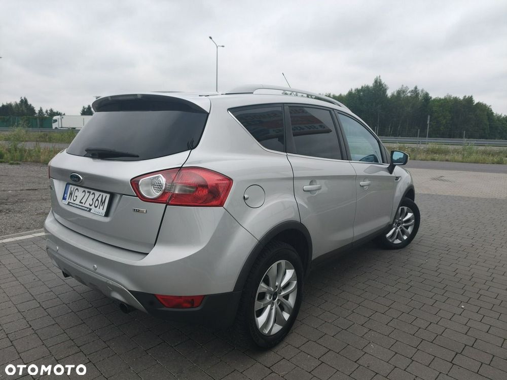 Ford Kuga - 11