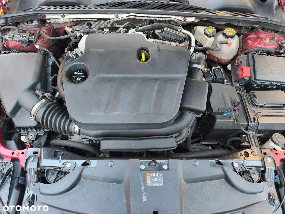 Opel Insignia - 11