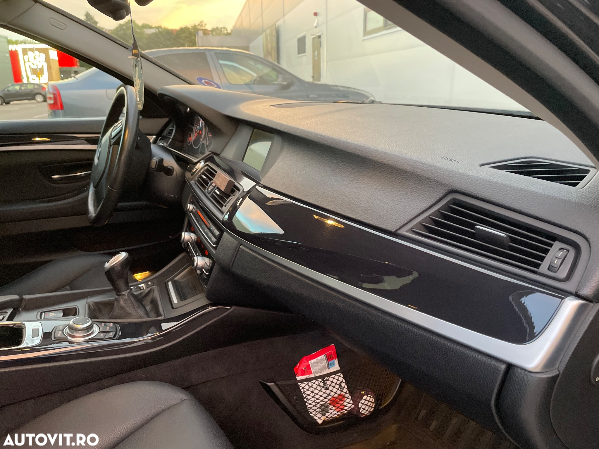 BMW Seria 5 520d - 9
