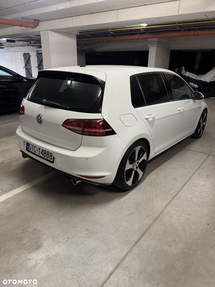 Volkswagen Golf 2.0 TSI BMT GTI Performance DSG - 24