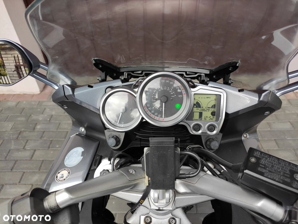 Yamaha FJR - 4