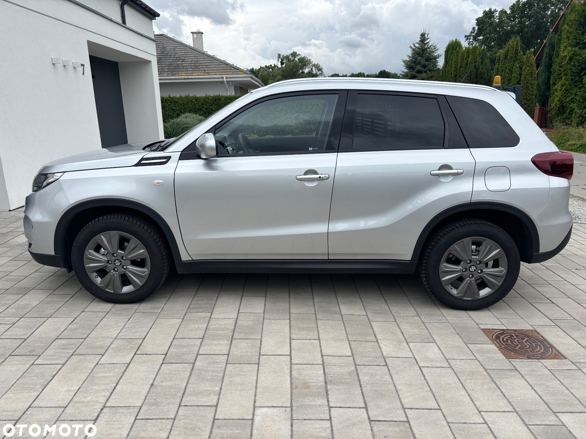 Suzuki Vitara 1.5 Strong Hybrid Premium 2WD AGS - 4