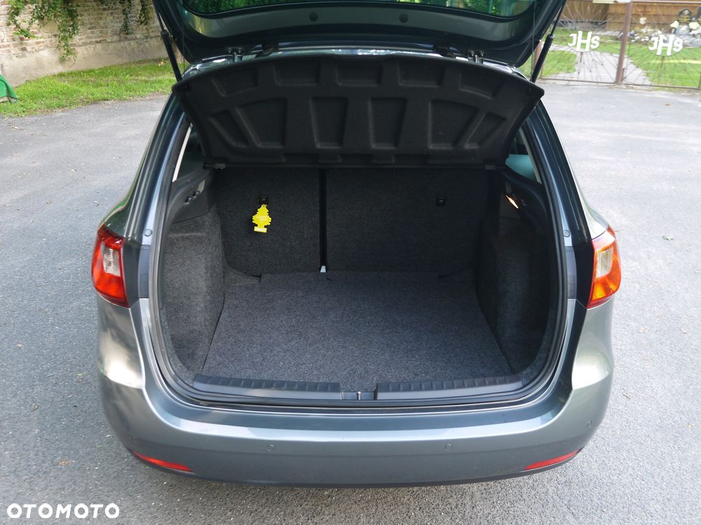 Seat Ibiza 1.4 16V Style Viva - 6