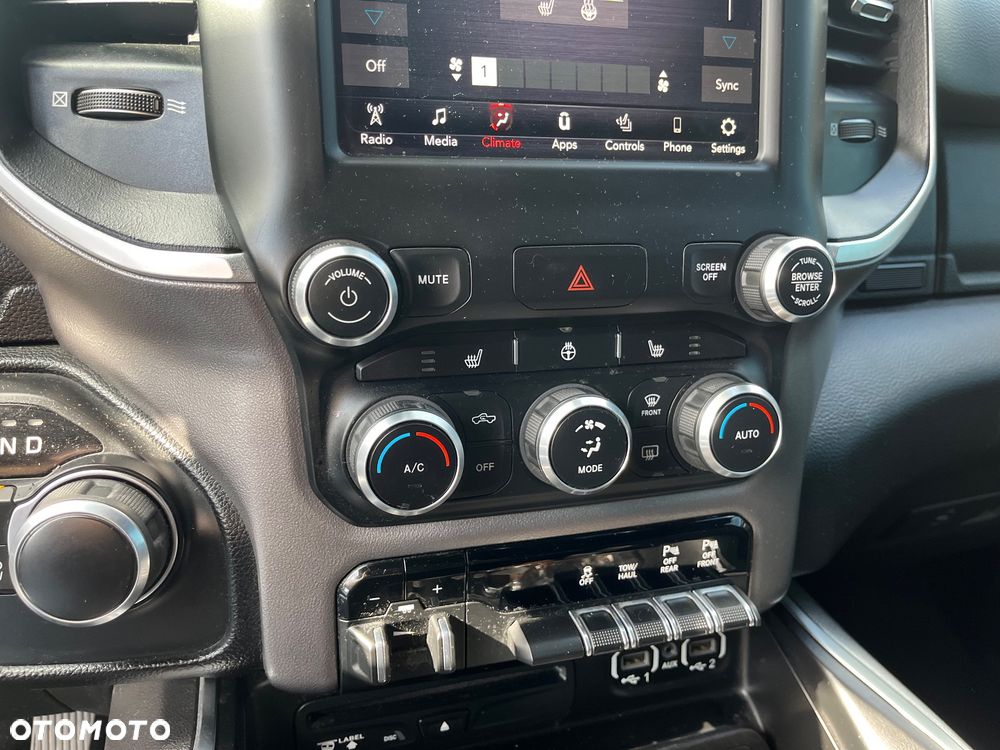 RAM 1500 5.7 Quad Cab Longbed Laramie Sport - 17