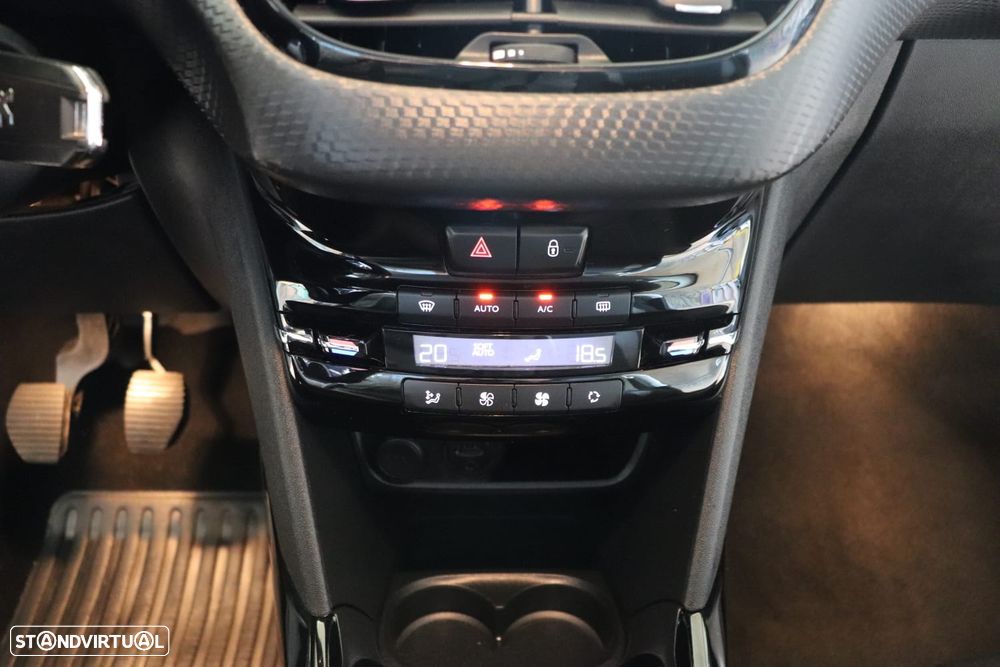 Peugeot 2008 PureTech 110 Stop&Start Allure - 14