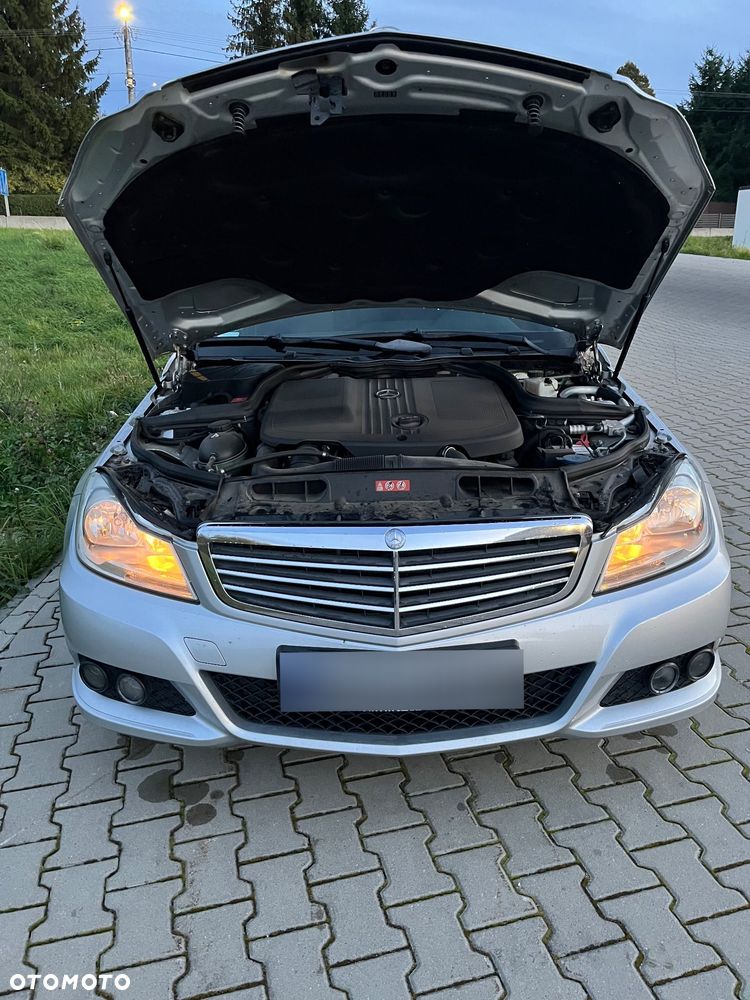 Mercedes-Benz Klasa C 220 CDI 7G-TRONIC Edition - 31