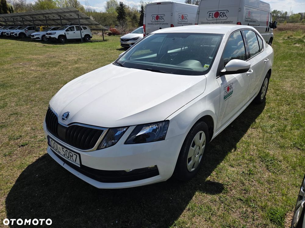 Skoda Octavia 1.6 TDI Active - 1