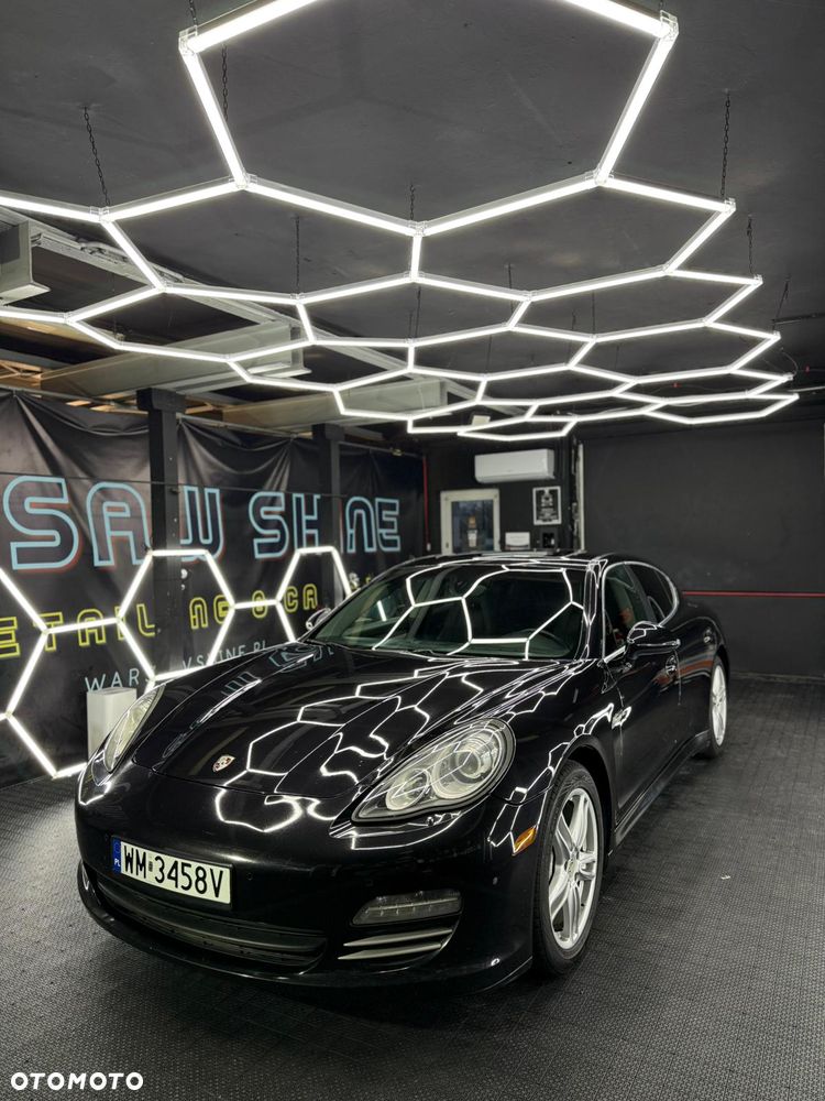 Porsche Panamera 4S PDK - 3