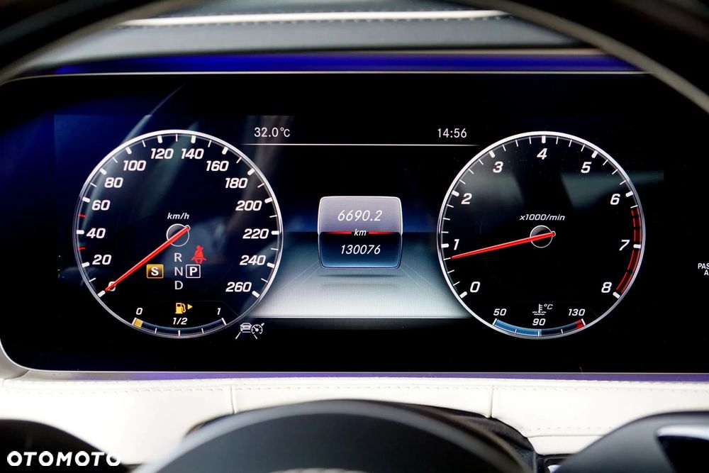 Mercedes-Benz Klasa S 560 4-Matic L 9G-TRONIC - 34