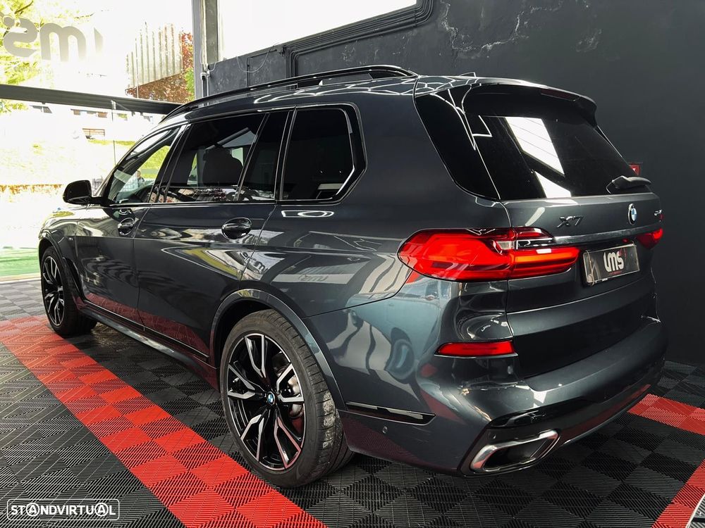 BMW X7 40 d xDrive Pack M - 9