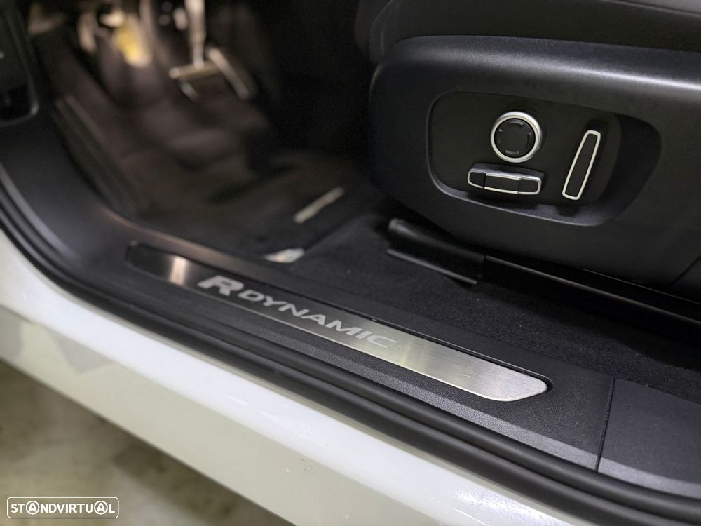 Land Rover Range Rover Evoque 1.5 P300e AWD R-Dynamic HSE Auto - 25