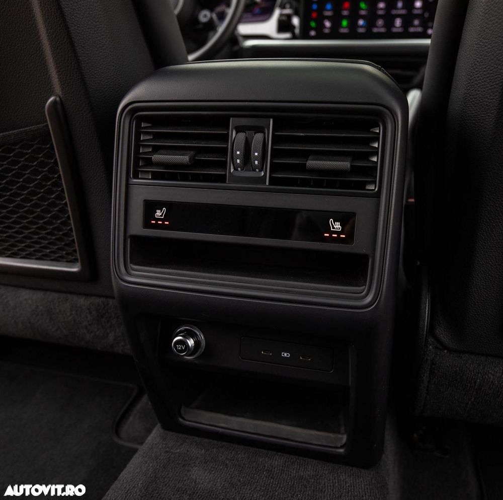 Porsche Cayenne Coupe - 30