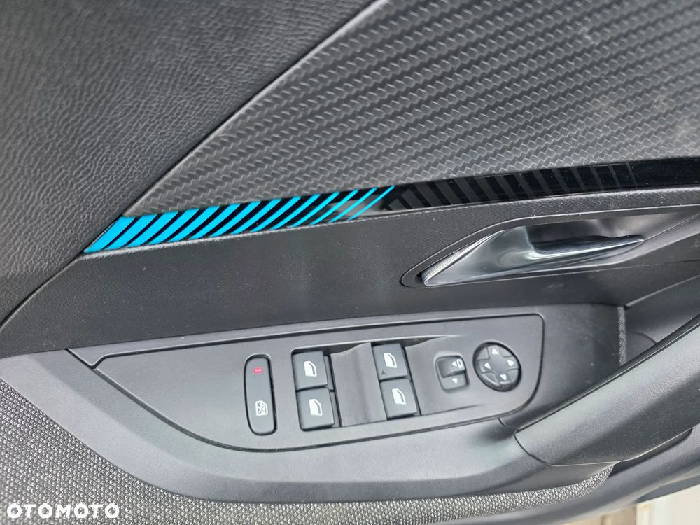 Peugeot 2008 Benzin 100 Style - 11