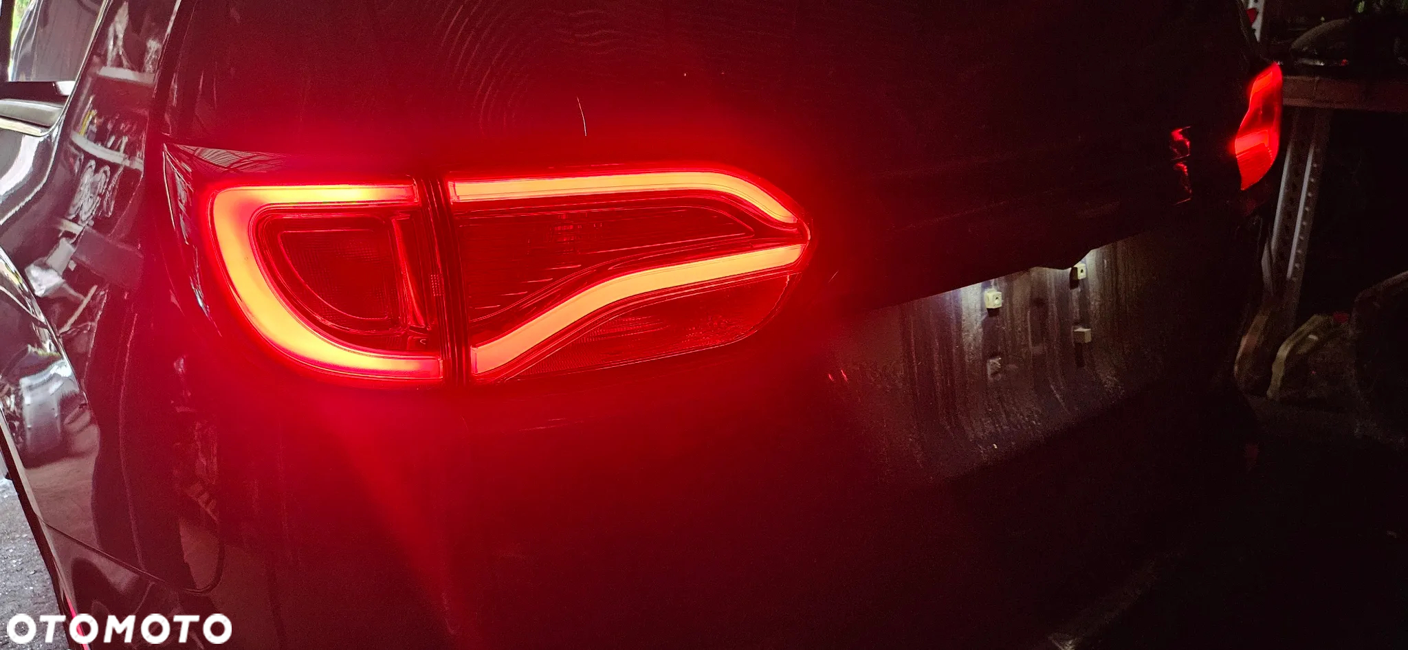 Chrysler Pacifica 2016-  Lampa tył lewy Lampa tylna lewa P68229027AB LED IDEALNA - 13