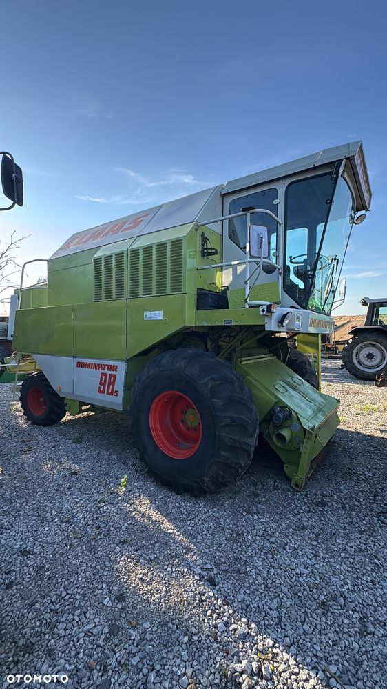 Claas DOMINATOR 98 - 3