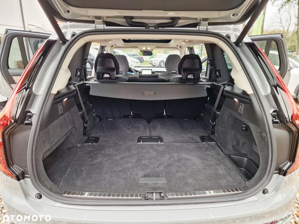 Volvo XC 90 - 18