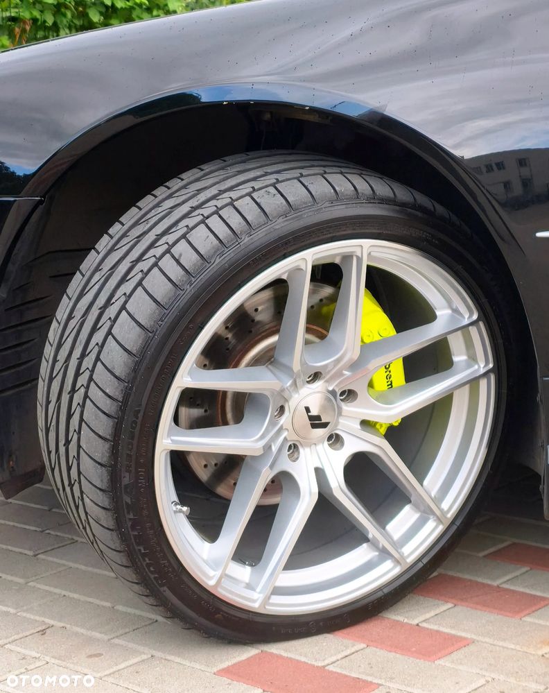 Mercedes-Benz SL - 15
