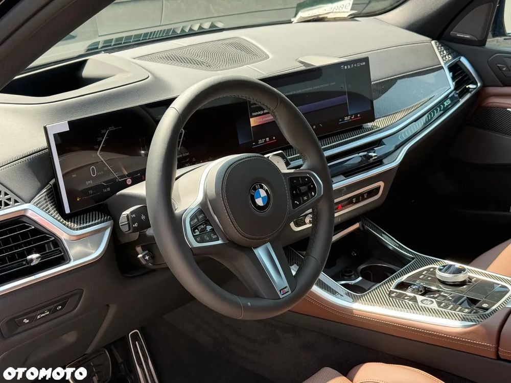 BMW X5 xDrive40i - 12