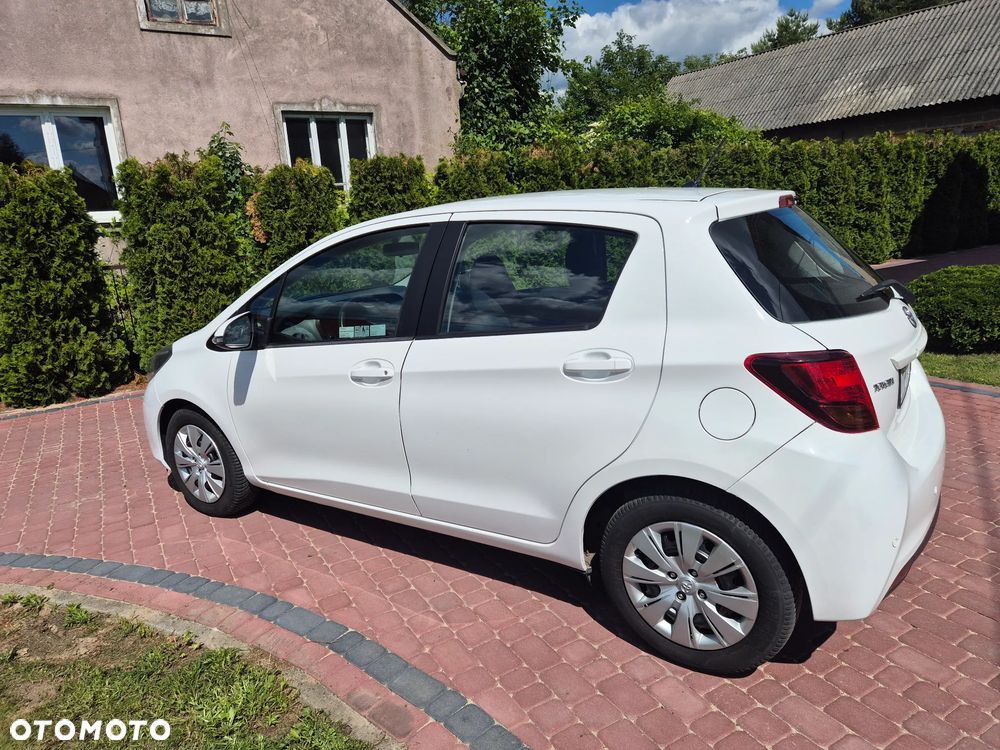 Toyota Yaris 1.4 D-4D Active EU6 - 8