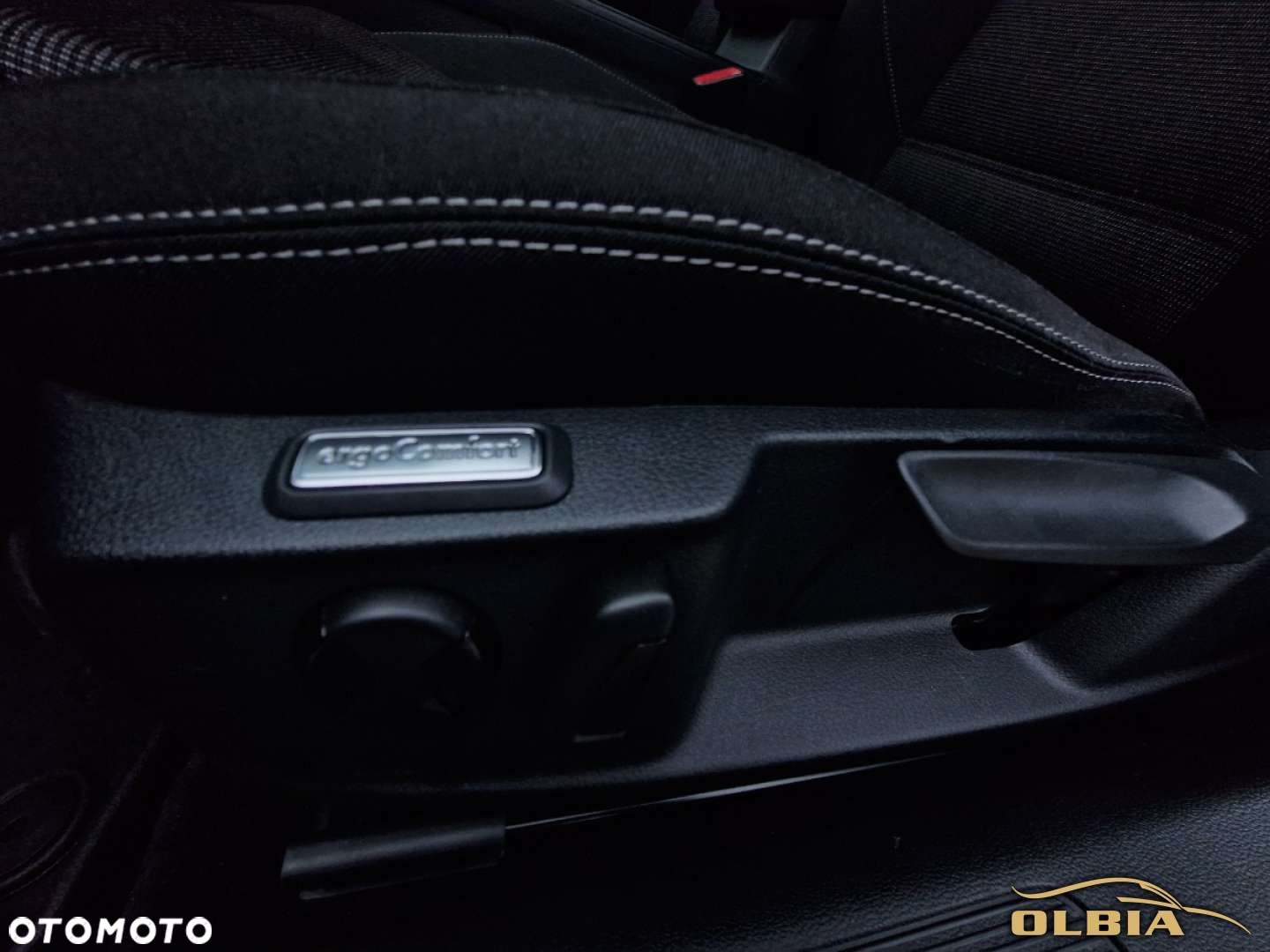 Volkswagen Passat - 23