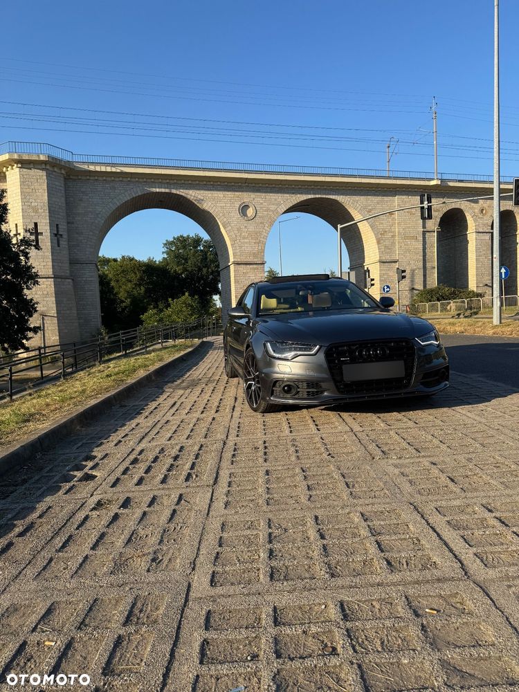 Audi A6 Avant - 1