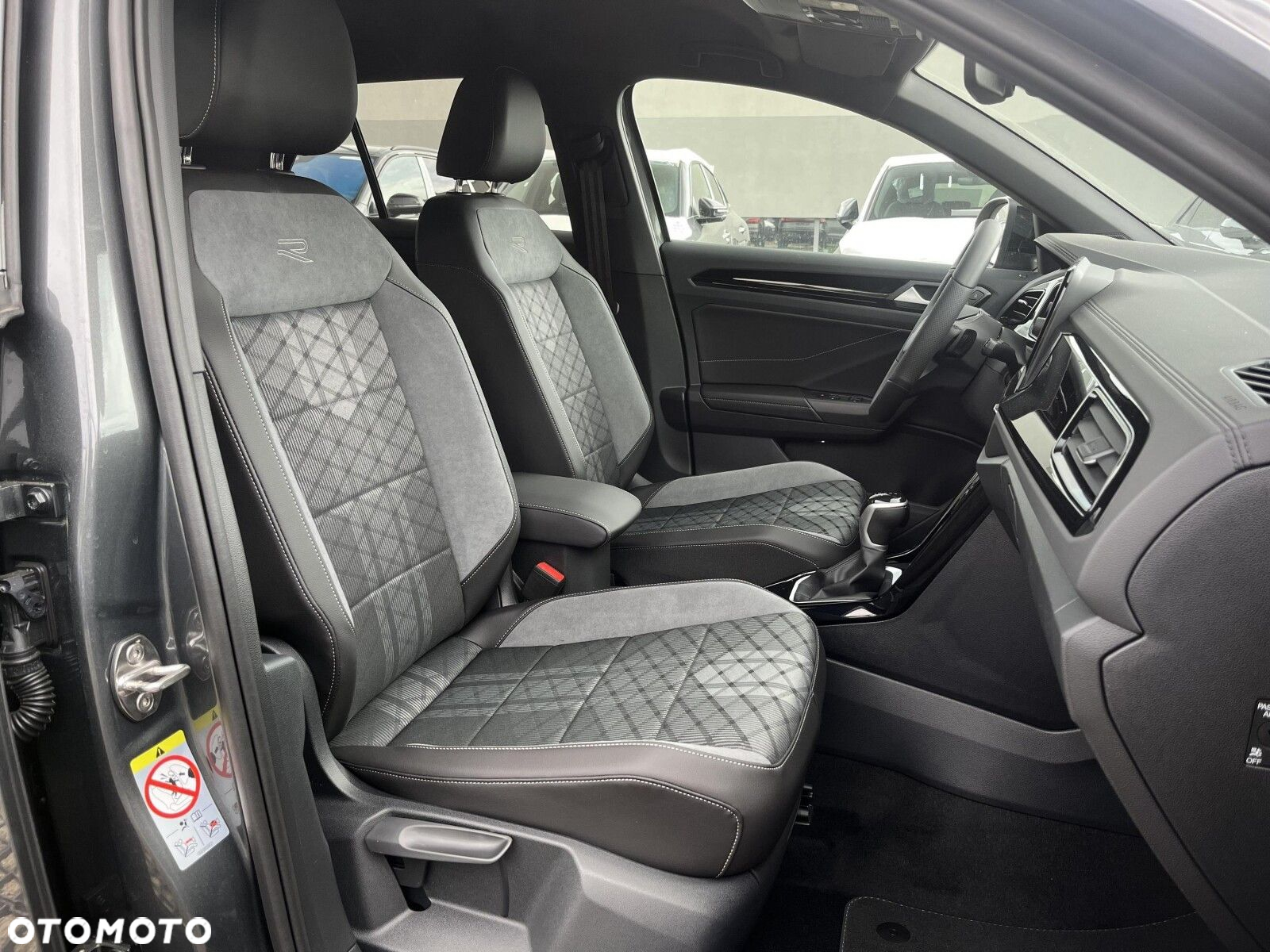 Volkswagen T-Roc - 20