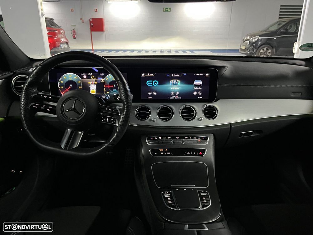 Mercedes-Benz E 300 e Station 9G-TRONIC AMG Line - 9