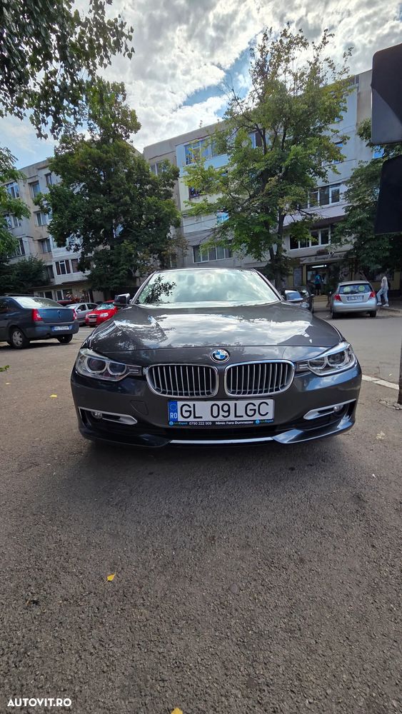 BMW Seria 3 320d Aut. Modern Line - 2