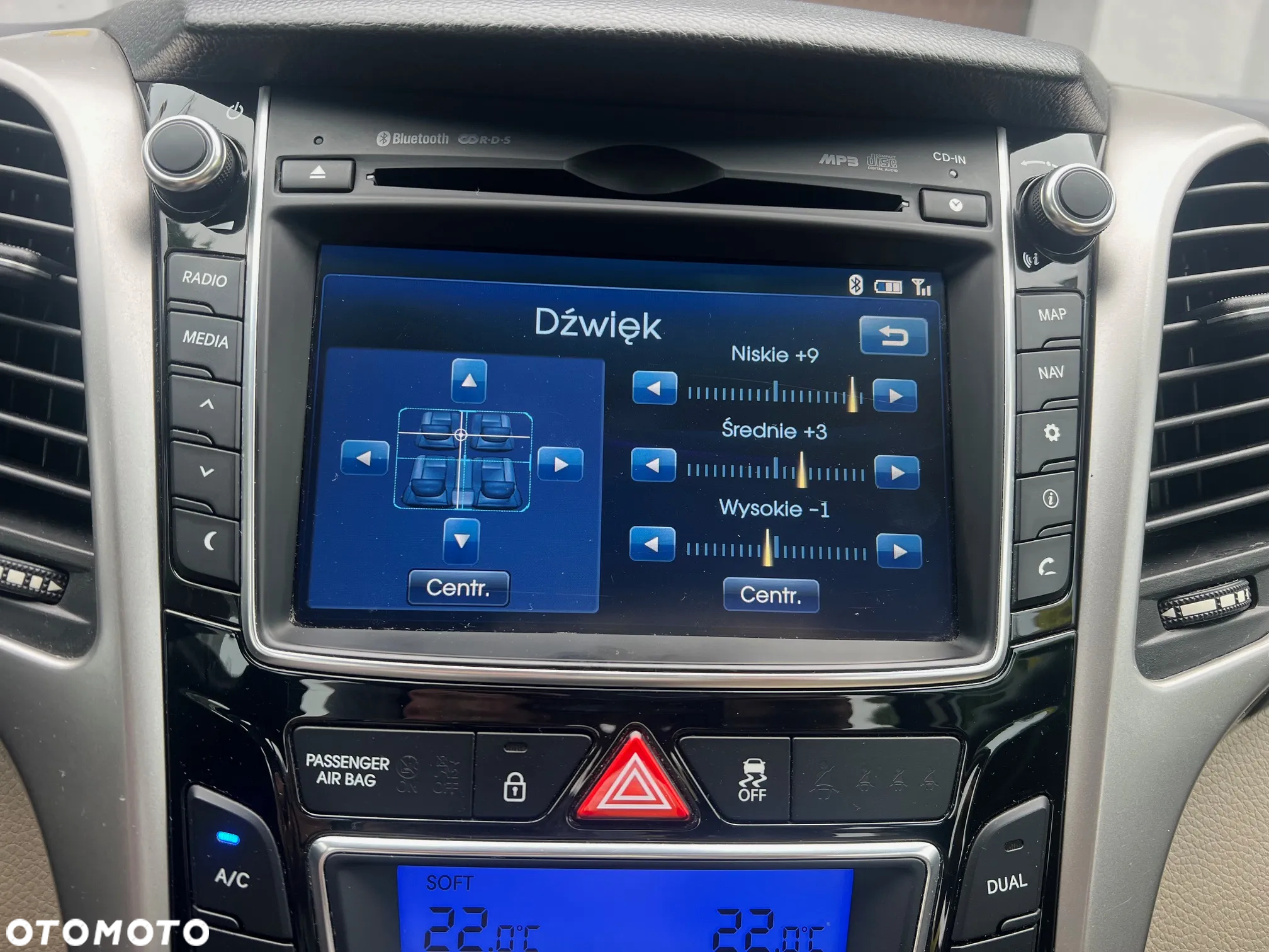 Hyundai i30 1.6 CRDi BlueDrive Comfort DCT - 18