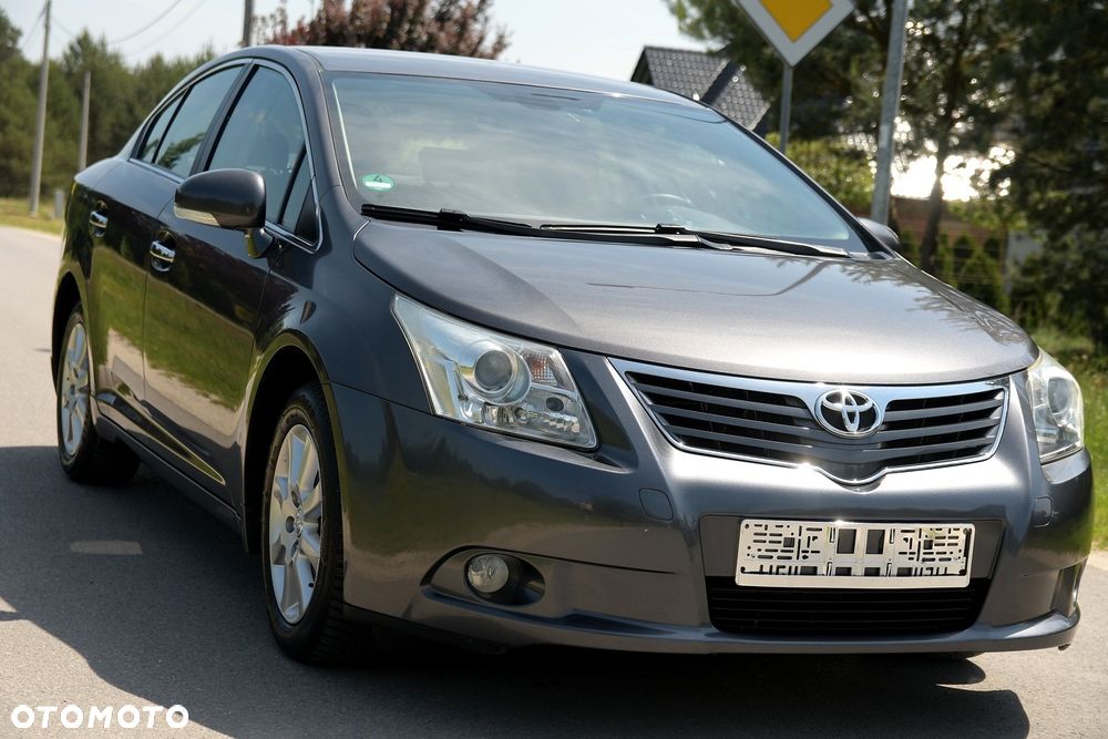 Toyota Avensis 1.8 Executive - 26