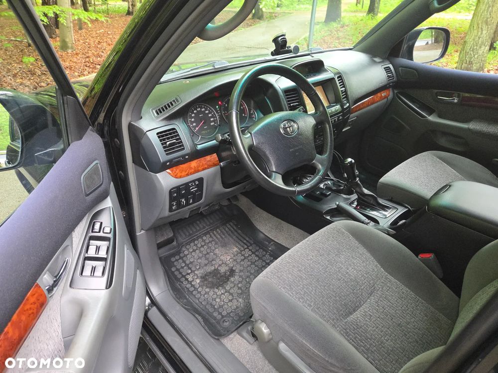 Toyota Land Cruiser 3.0 D Luna Voyage - 5