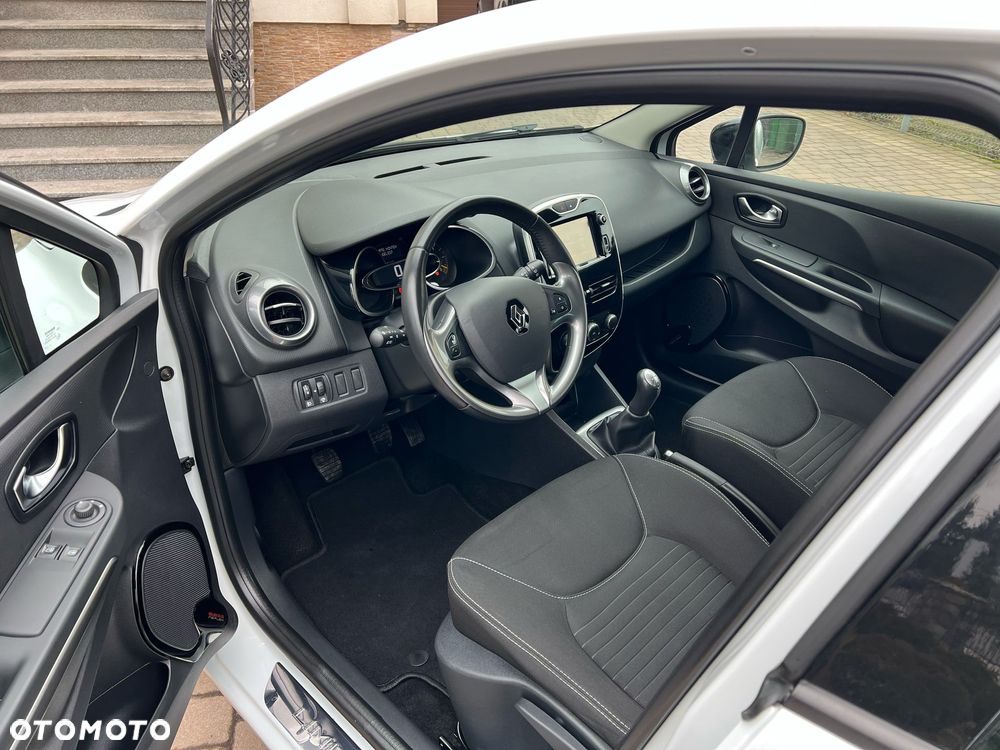 Renault Clio 1.2 16V 75 Expression - 15