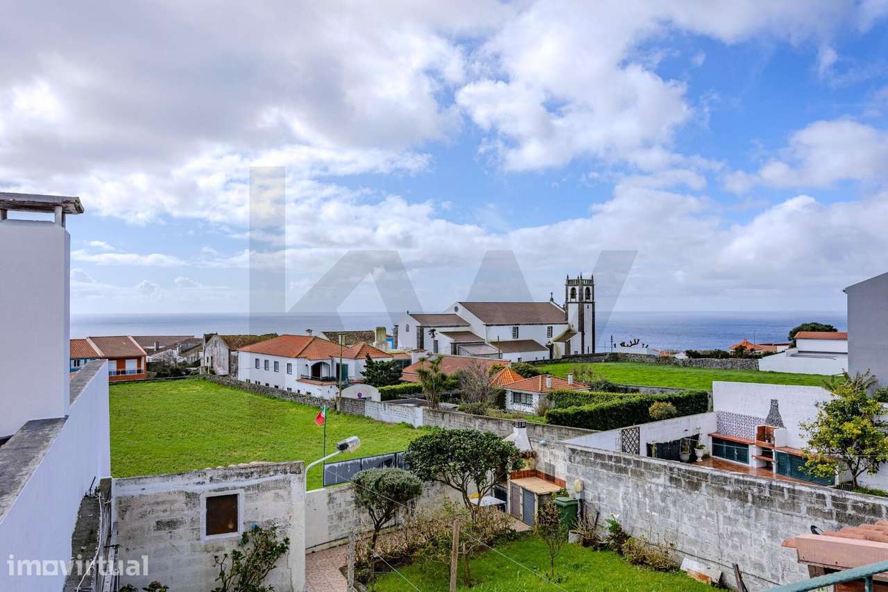 Moradia T4 com estacionamento – Relva, Ponta Delgada - Grande imagem: 2/48
