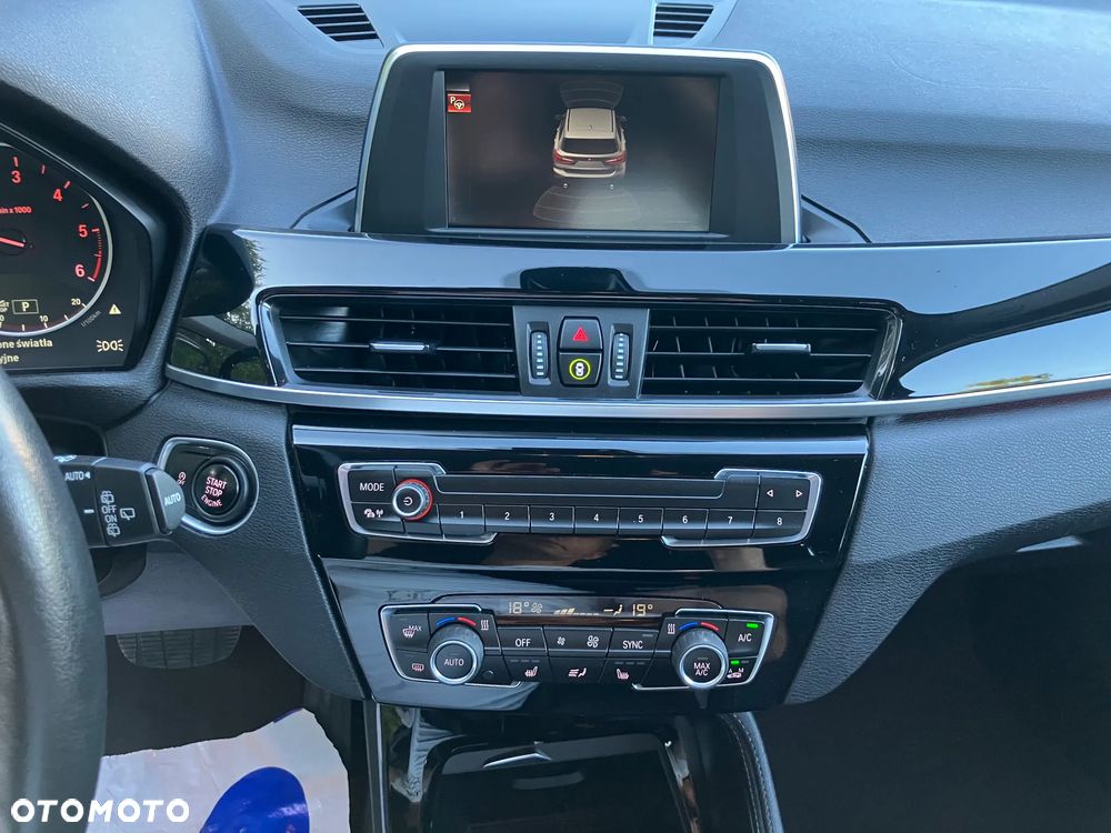BMW X1 xDrive25d Sport Line - 22