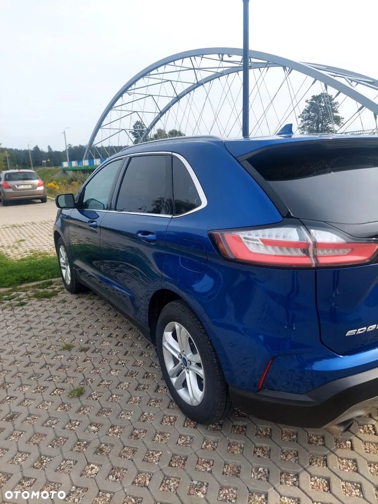 Ford Edge - 2