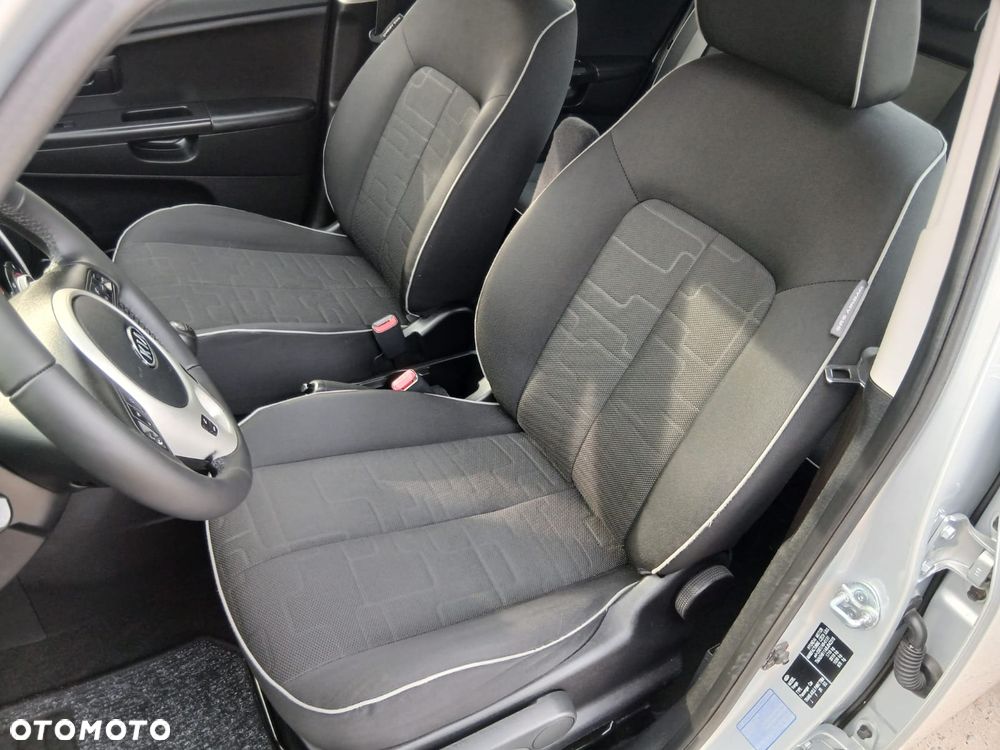 Kia Venga 1.4 CVVT Vision - 20