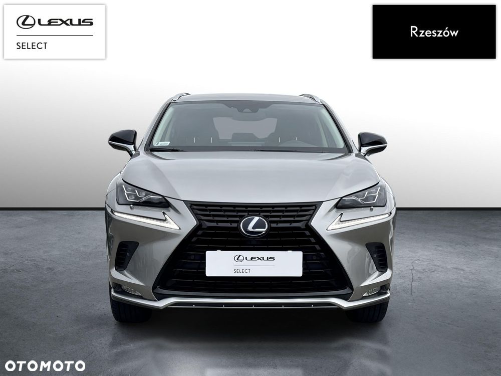 Lexus NX 300h F Impression AWD - 8