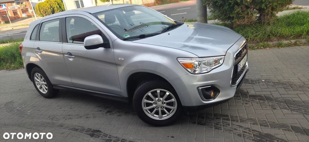 Mitsubishi ASX 2.2 DI-D 4WD Automatik Intense - 17