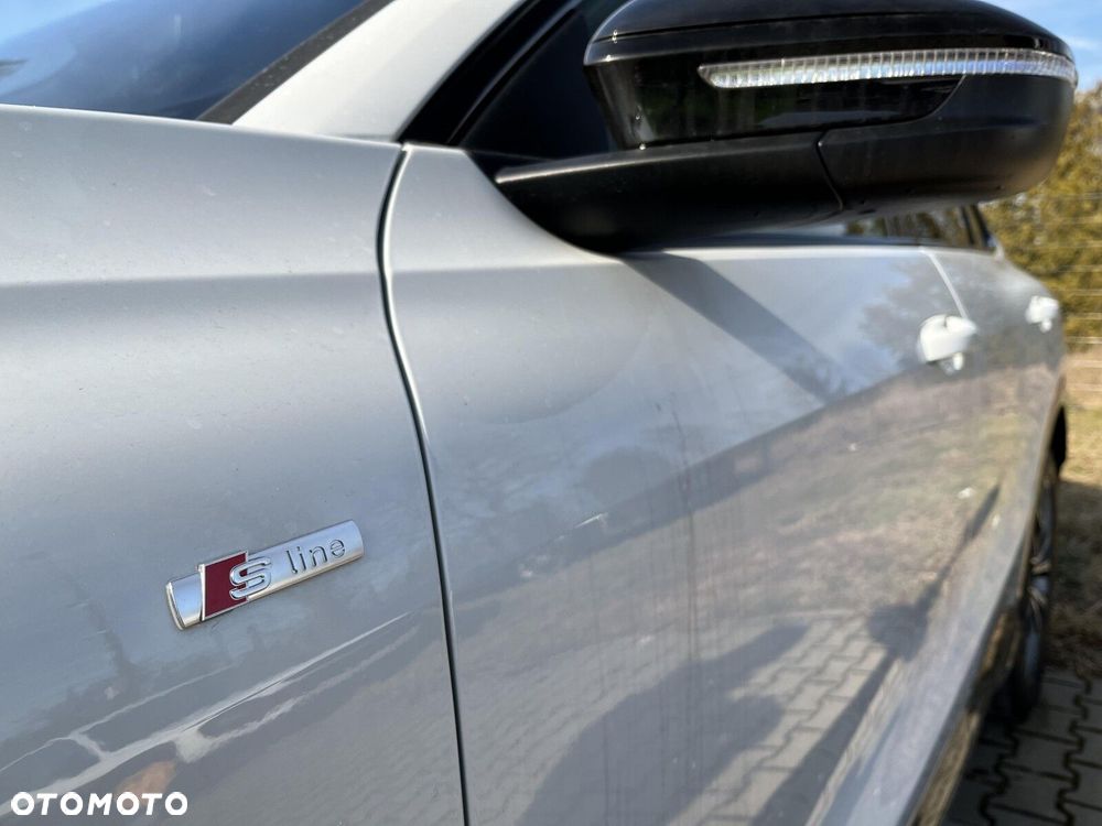 Audi Q5 Sportback - 10