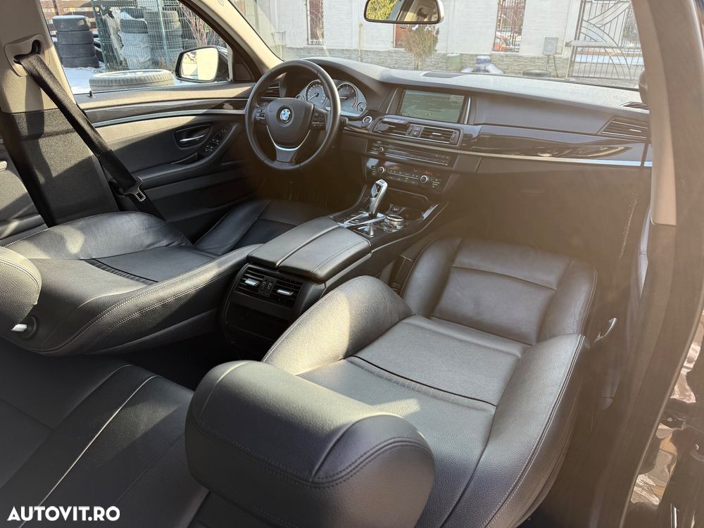 BMW Seria 5 520d - 5