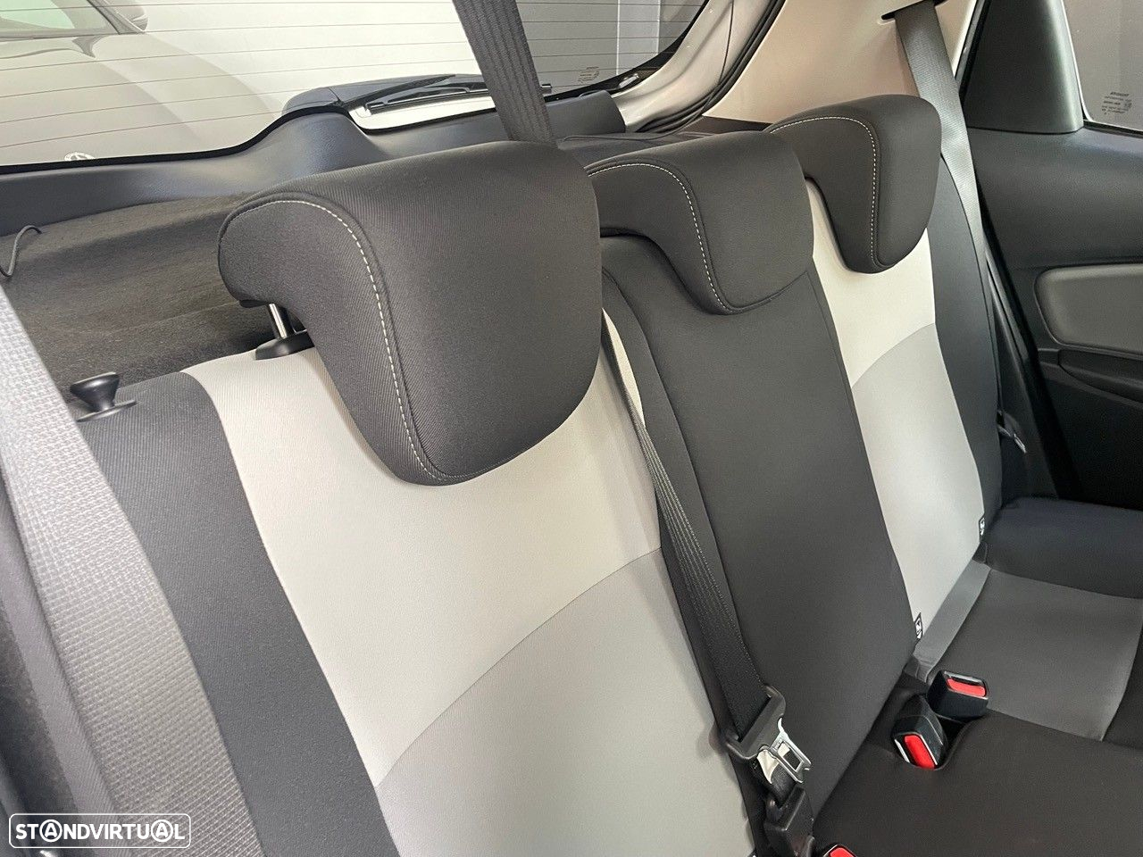 Toyota Yaris 1.0 VVT-i Comfort - 14