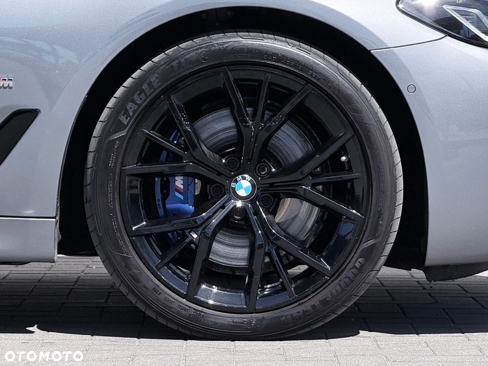 BMW Seria 5 530i xDrive M Sport sport - 15