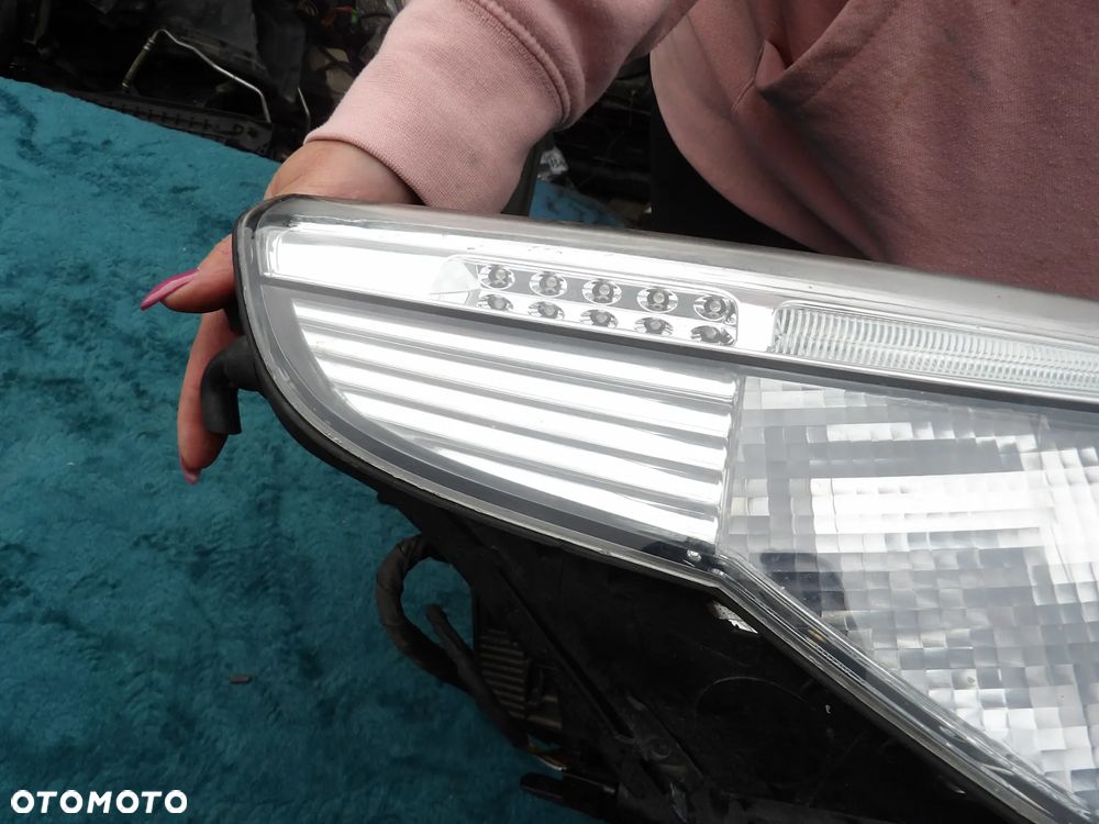 BMW - E60 - PRAWA LAMPA PRZEDNIA - XENON - NIE SKRĘTNA - EUROPA - 4
