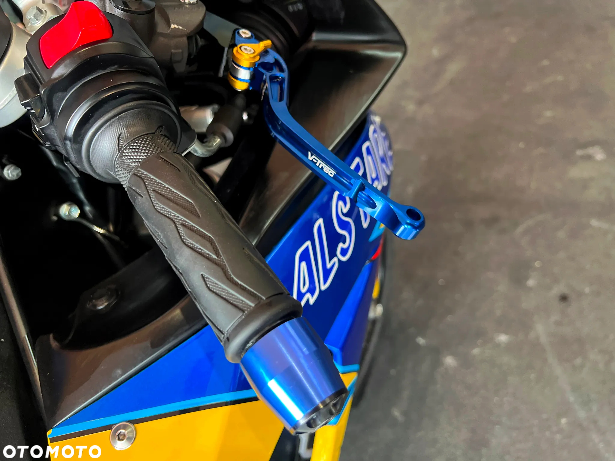 Suzuki GSX-R - 9