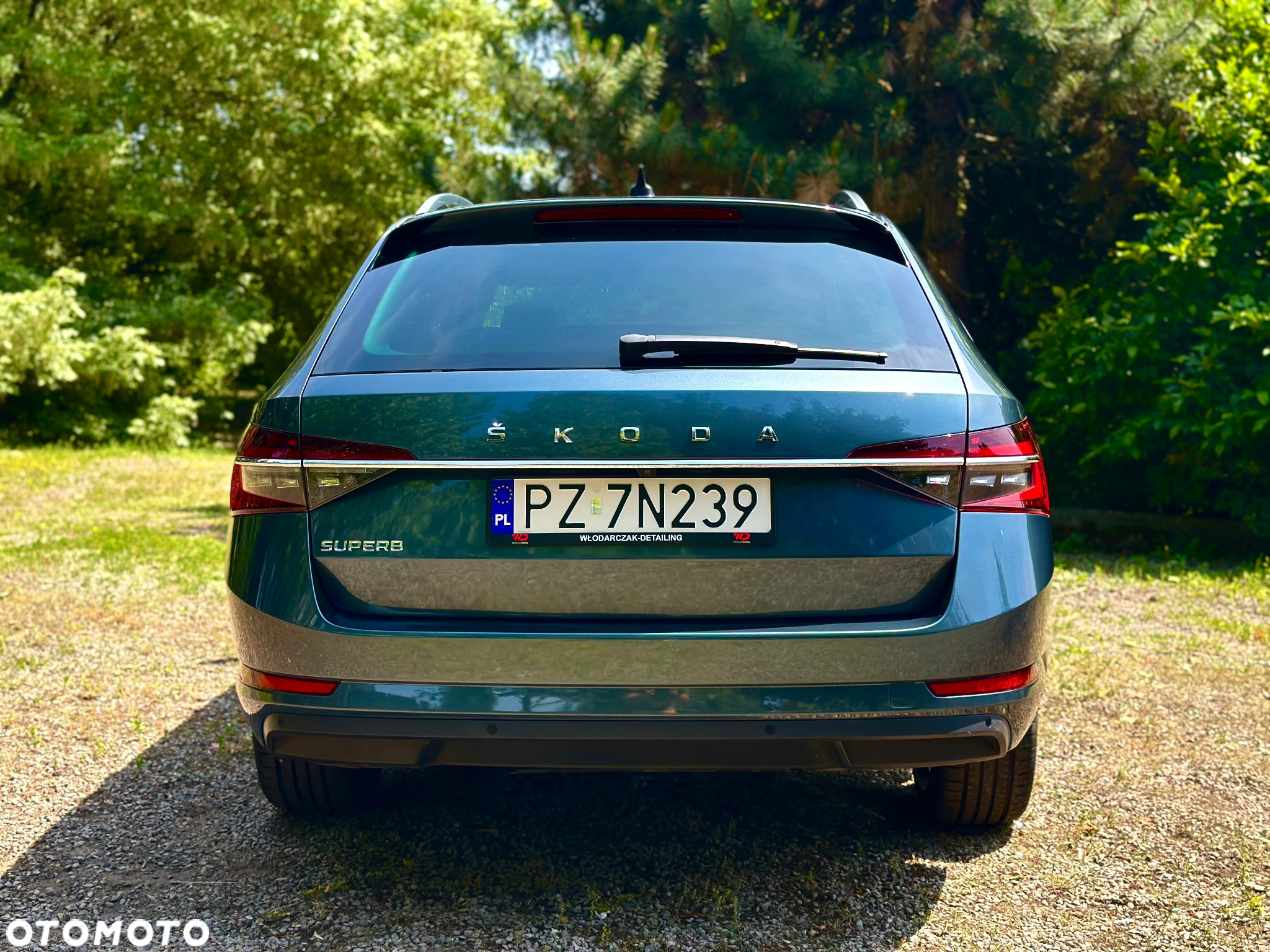 Skoda Superb 2.0 TDI DSG Premium Edition - 6
