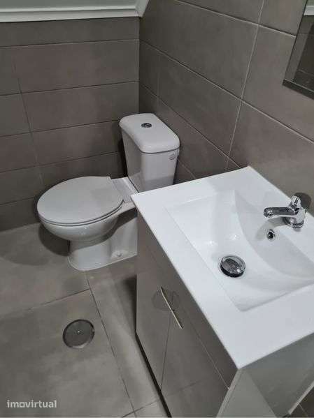 Apartamento T1 no Seixal Zona Histórica remodelado - Grande imagem: 5/9