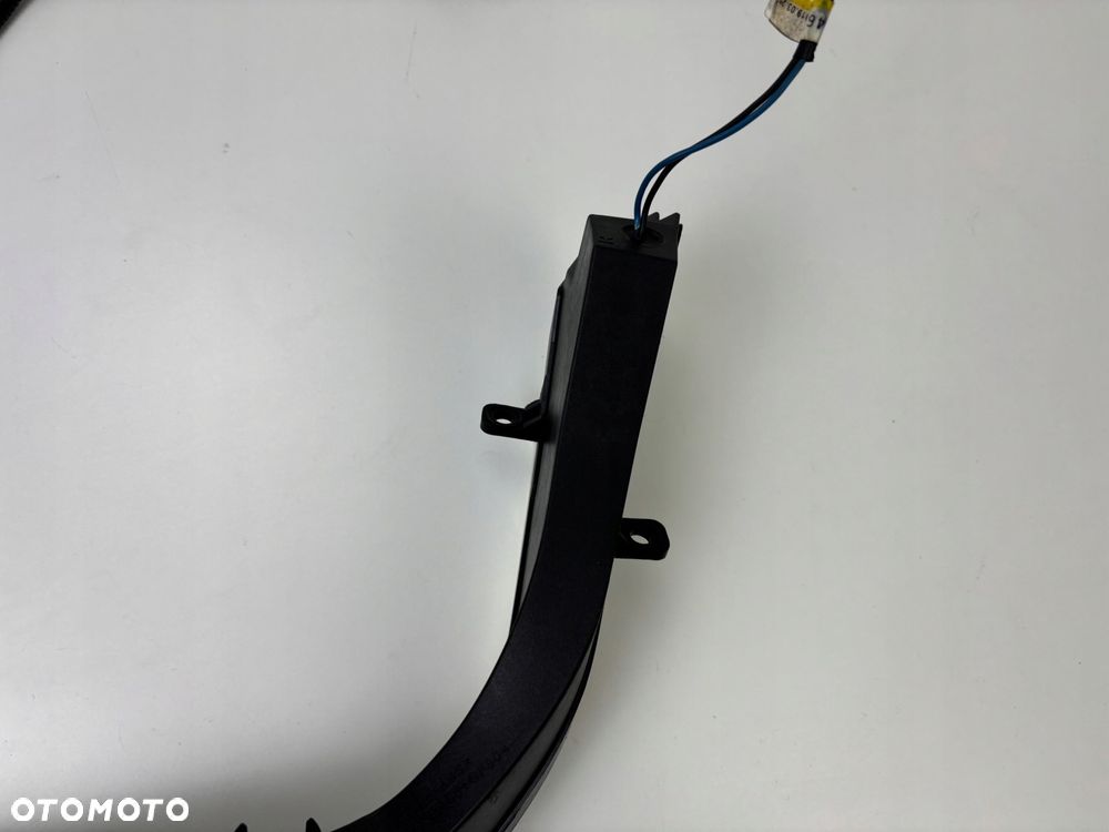 Przednia prawa lampa postojowa LED TGB Blade 550 600 Oryginał - 15