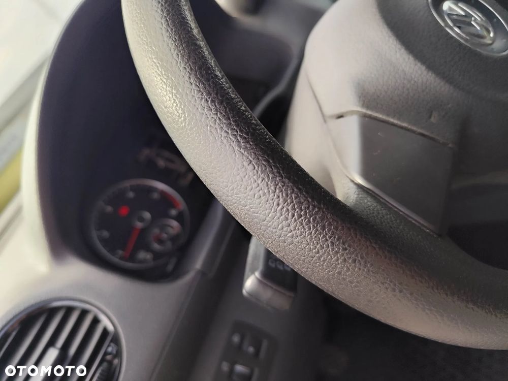Volkswagen Caddy Comfortline BMT - 17